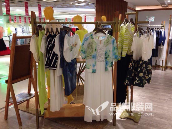 我想开个时尚女装品牌店,什么品牌时尚女装好