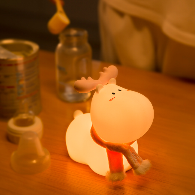 可爱度 呆呆鹿硅胶灯创意可爱迷你床头伴睡氛围灯定时熄灯USB充电儿童卡通硅胶灯