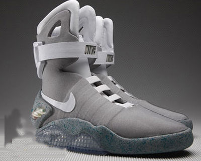 耐克《回到未来》自动鞋将于2015年上市