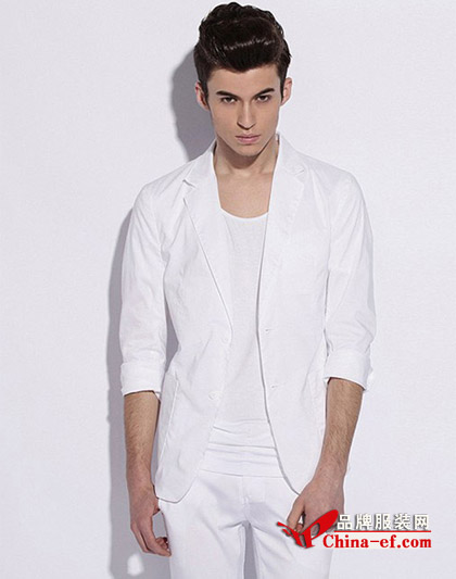 来自成熟的诱惑 汉崇经典品牌男装