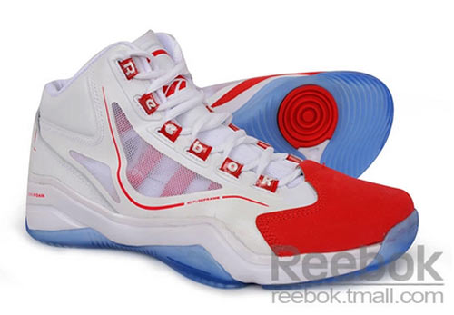 经典重温 Reebok锐步男子科技篮球鞋系列