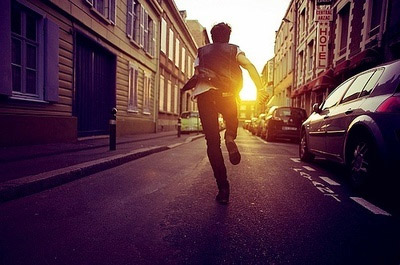 起床必做事项 让你型男精神焕发每一天-时尚频道-中国品牌服装网