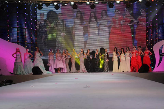 小妇人集团<em>2015</em>服装与内衣<em>流行趋势</em>发布会取