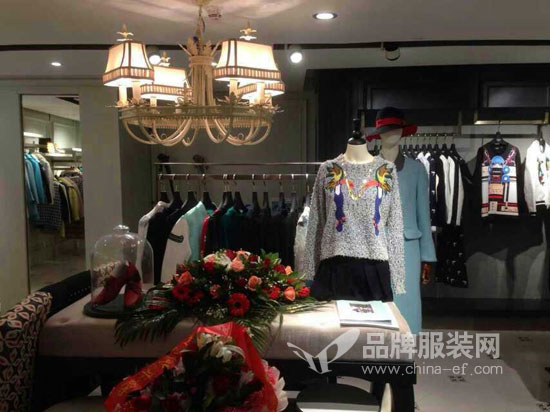 siego西蔻女装品牌重庆彭水女人世界店盛大开