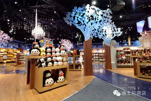 迪士尼上海旗舰店5月20日13:14正式开门迎客