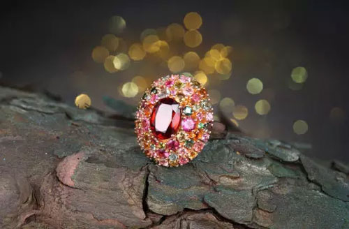 近期郑爽一连多部戏上档 演绎彩宝时尚之美-品