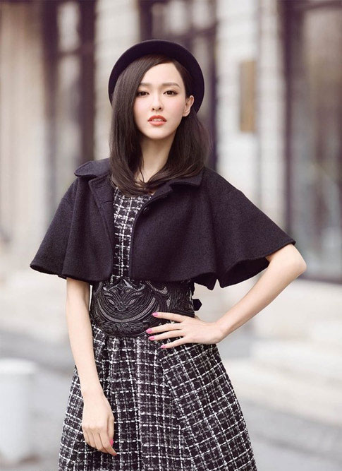 明星街拍照 四小花旦唐嫣的时尚生活