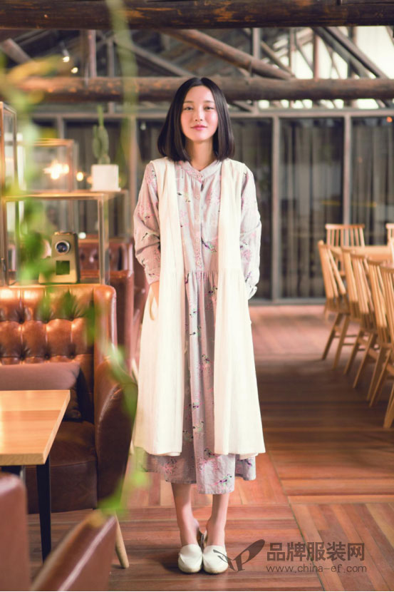 片断女装:感悟秋的智慧 做宛如金秋般静美的