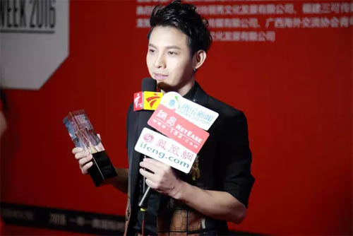 品立男装荣获一带一路国际时尚周2016时尚推