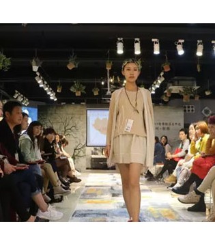 Nvzhihueise,女子卉色,017秋季新品订货会现场