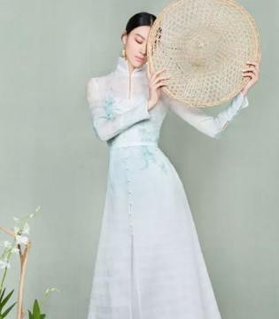 瓦纱丽,巴黎,皇家歌剧院,中国风