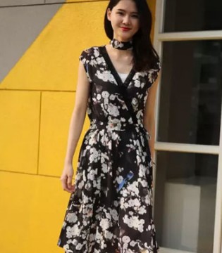 帛卡袖,女装