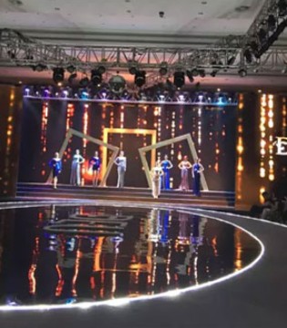 2017秋冬新品发布会,缔妒