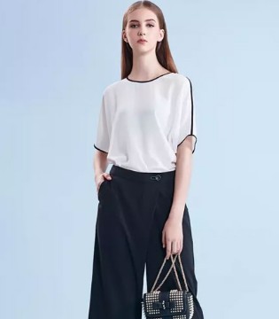 佐色,小胸女,搭配