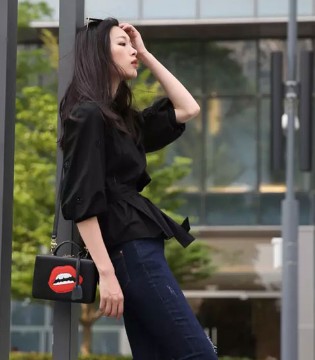 珈姿莱尔,领子设计