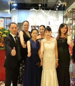 易缇秀,圣淘沙店,新加坡,开业