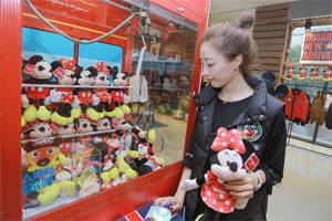 波司登迪士尼再度携手 教科书般的品牌效应叠