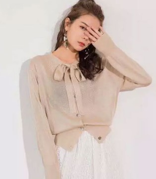 布莎卡,秋季新品,连衣裙,马甲外套,针织毛衣,针织开衫