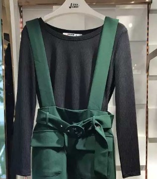 金蝶妮服装公司,2017新款秋装,品牌服装