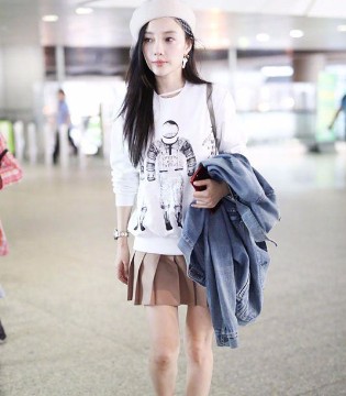李小璐,李小璐机场,李小璐私服,减龄,穿搭,个性
