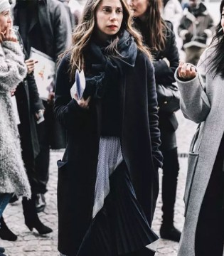 广州源美服饰,鱼尾裙,同色系搭配,百褶长裙