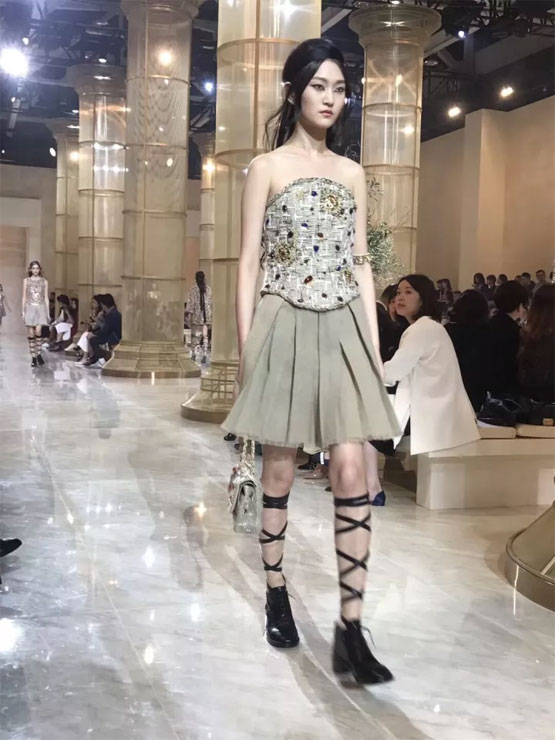 在中国办秀不新鲜 但Chanel这次又选了成都