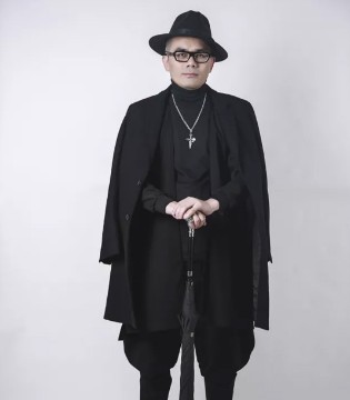odbo,odbo女装,男装,黑白T台