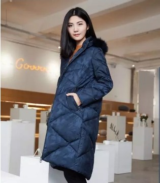 娜尔思,NAERSI女装,羽绒服