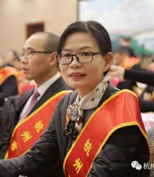 华丹尼,简悦服饰,首席技师