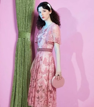 奥丽嘉朵,女装