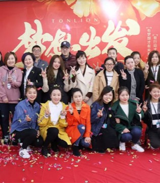 唐狮,年度表彰