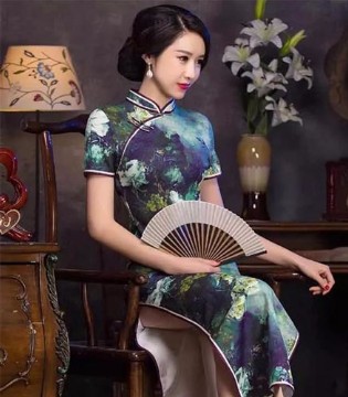 埃芙衣,女装