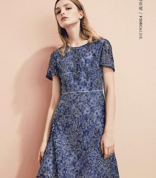FINITY,菲妮迪,女装新品,印花单品
