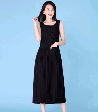 红衣坊,百褶裙,印花