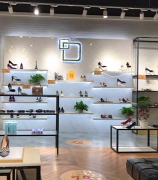 开店,新零售,时尚品牌,丹比奴