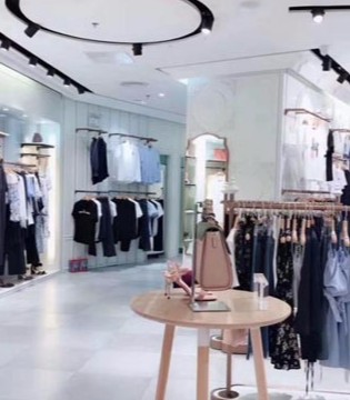 品牌服饰,品牌新店,莎斯莱思,开业