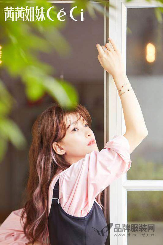 90后小花孙怡教你如何穿搭 才是夏季该有的模样~
