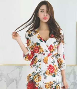 品牌服饰,时尚女装,女装搭配,着秀