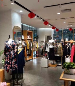 品牌服饰,品牌开业,时尚品牌,莎斯莱思