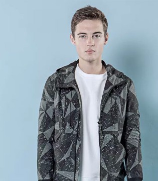 品牌服饰,秋季新品,时尚男装,它钴