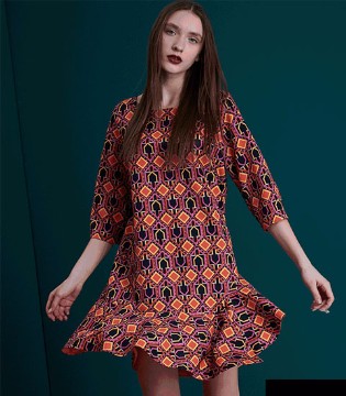 品牌服饰,时尚女装,幻彩,水淼