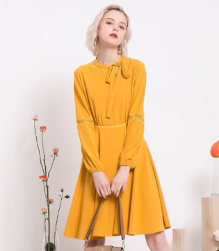 品牌服饰,秋季新品,时尚女装,莎斯莱思