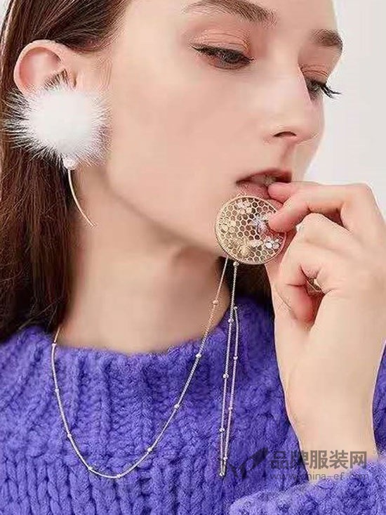 薇美饰品动态_VALERIA.MARINI薇美饰品加盟