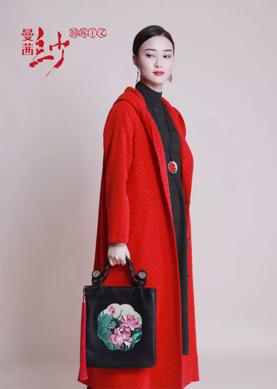 曼茜纱女装2018冬装新品——中国红系列