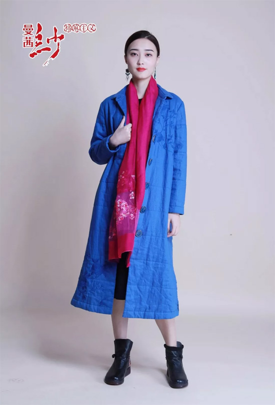 曼茜纱女装2018冬装新品——玫紫系列