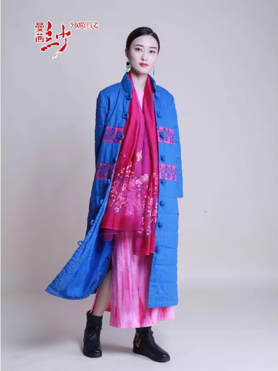 曼茜纱女装2018冬装新品——玫紫系列