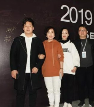 品牌服饰,新品发布会,时尚女装,依贝奇