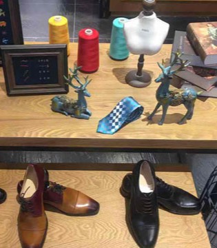 品牌加盟,男装定制,裁圣