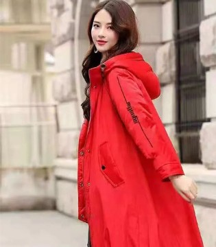 品牌服饰,时尚新品,红衣坊