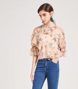 品牌女装,衣佰芬,服装穿搭